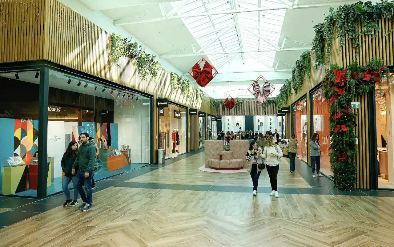 Vila do Conde Porto Fashion Outlet cresce para 31 mil m² e recebe novas marcas, restauração e arte 1 Vila do Conde Porto Fashion Outlet