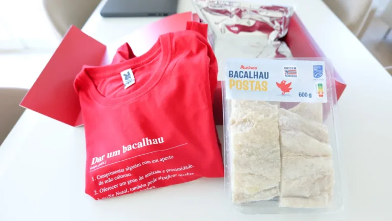 Auchan lança campanha natalícia inspirada na tradição portuguesa do bacalhau