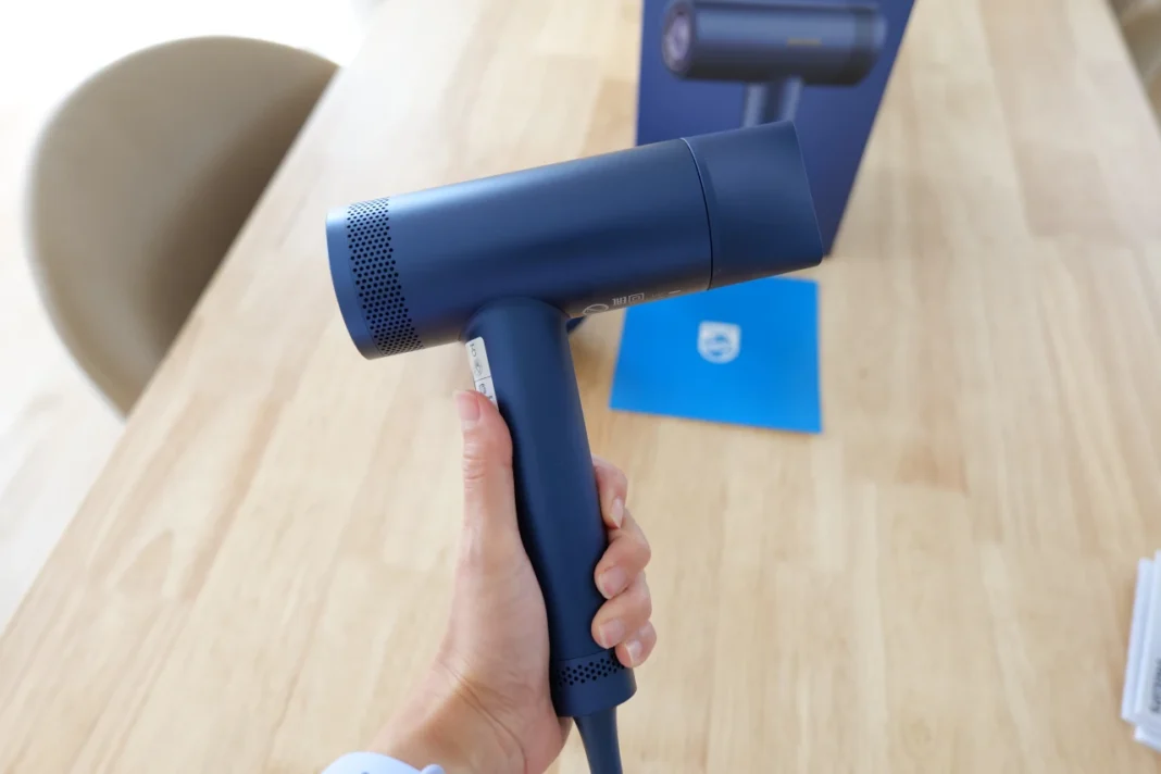 Philips S&eacute;rie 8000 - bocal cabelo montado