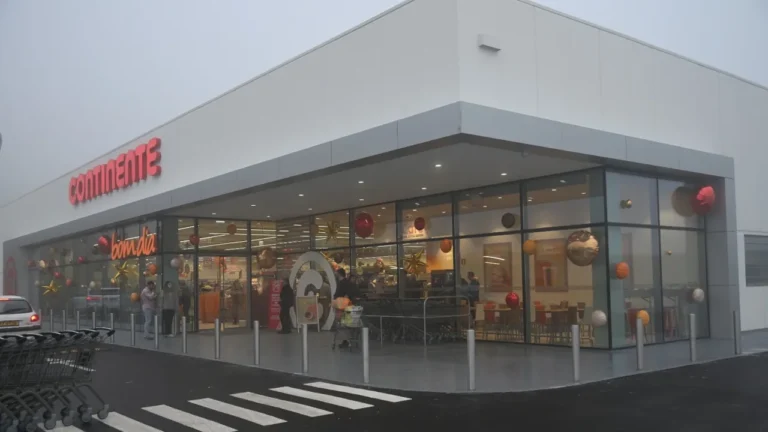 Continente reforça presença no distrito de Vila Real com loja em Alijó