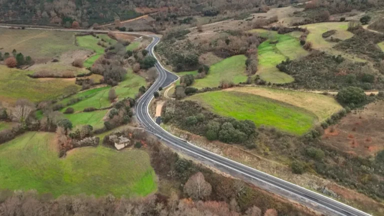 Concluída a requalificação da EN103 entre Vinhais e Bragança com fundos do PRR