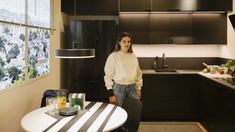 Projeto da IKEA transforma a cozinha num espaço de autonomia para pessoas cegas