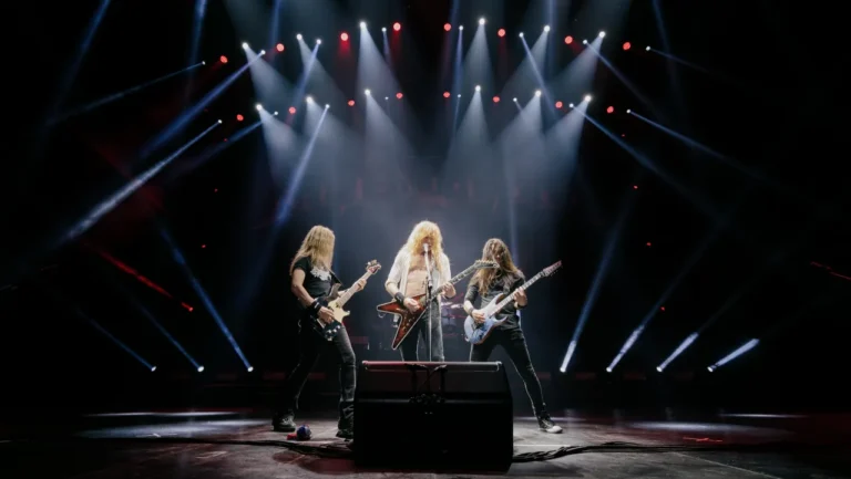 Megadeth levam quatro décadas de carreira ao cinema com Behind the Mask