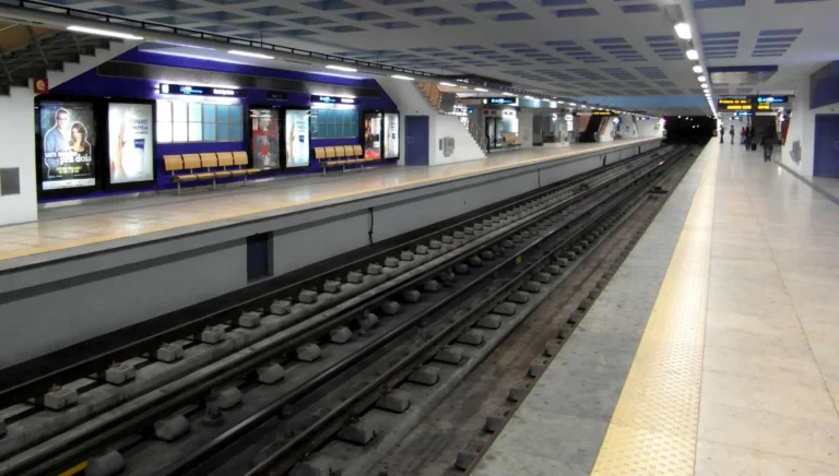 Estação do metro de Santa Apolónia vai estar fechada durante meio ano