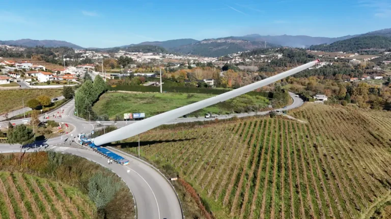 Iberdrola avança com a montagem do maior parque eólico em Portugal