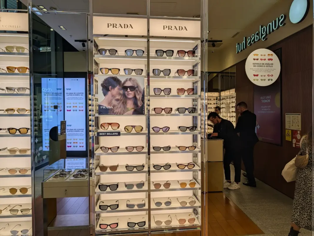 Sunglass Hut