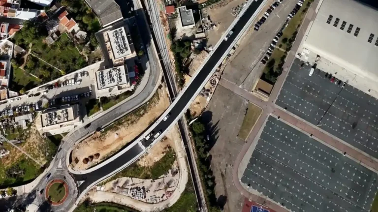 Inaugurado viaduto em Portimão que substitui a passagem de nível