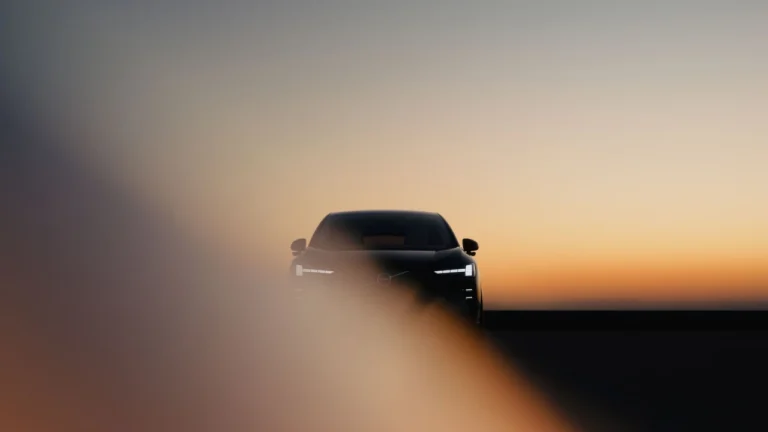 Volvo EX60 estreia integração com o assistente Gemini da Google