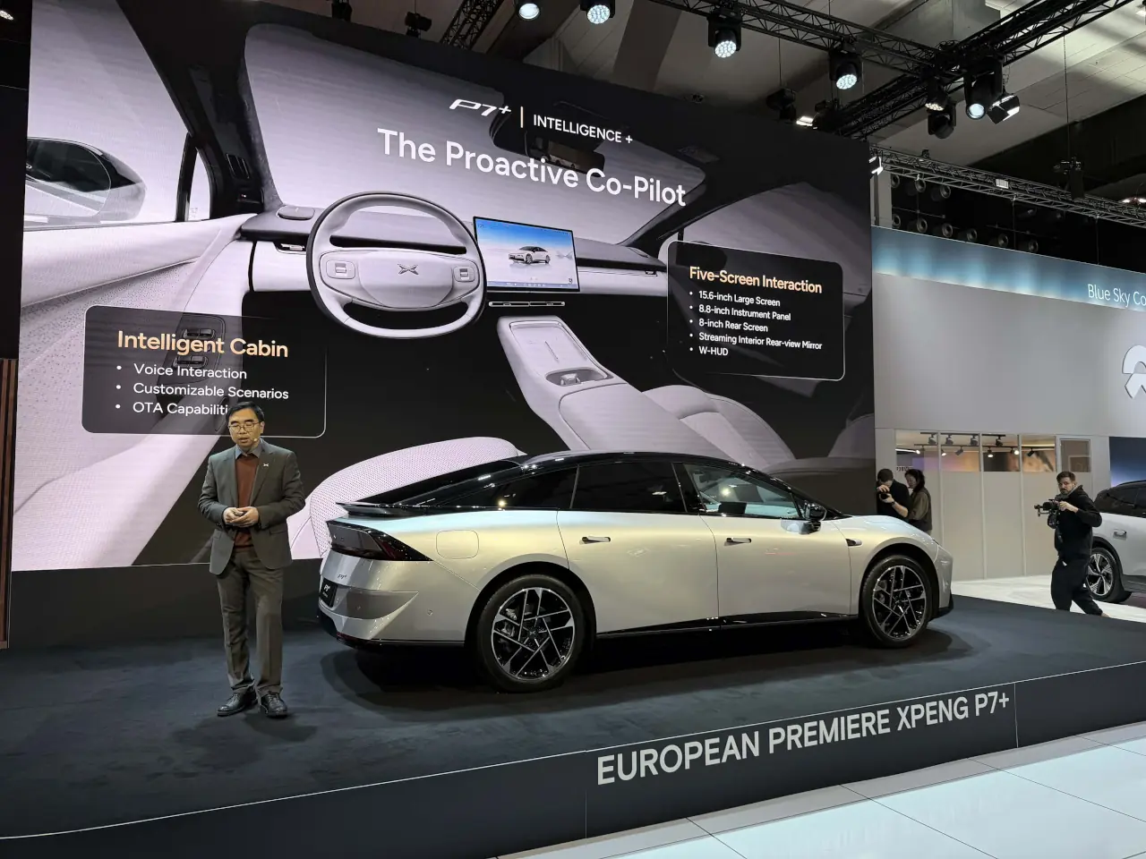Salão de Bruxelas 2026: XPENG revela o P7+ para o mercado europeu 1 XPENG P7+