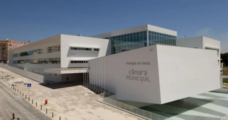 Câmara do Seixal cancela grandes eventos de 2026