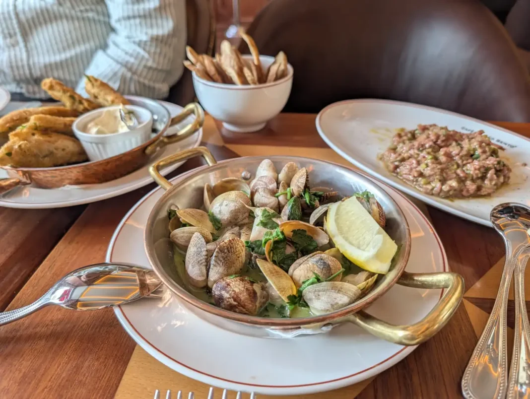 Caf&eacute; de S&atilde;o Bento - Ameijoas &agrave; Bulh&atilde;o Pato