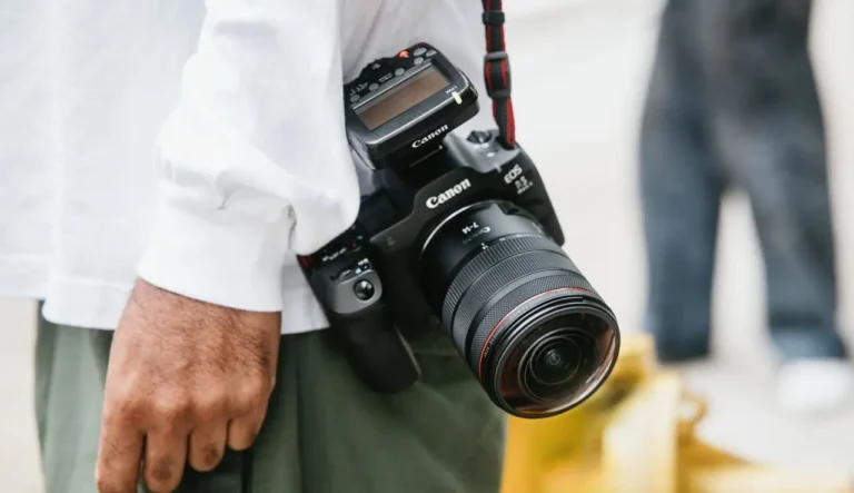 Canon lança duas novas objetivas RF ultra grande‑angular