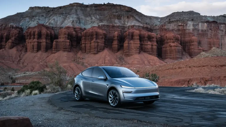 Tesla Model Y de 7 lugares chega a Portugal em abril