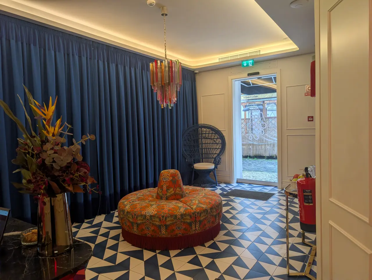 Upon Angels: Uma escolha luxuosa e atrevida para o Dia dos Namorados 1 Upon Angels