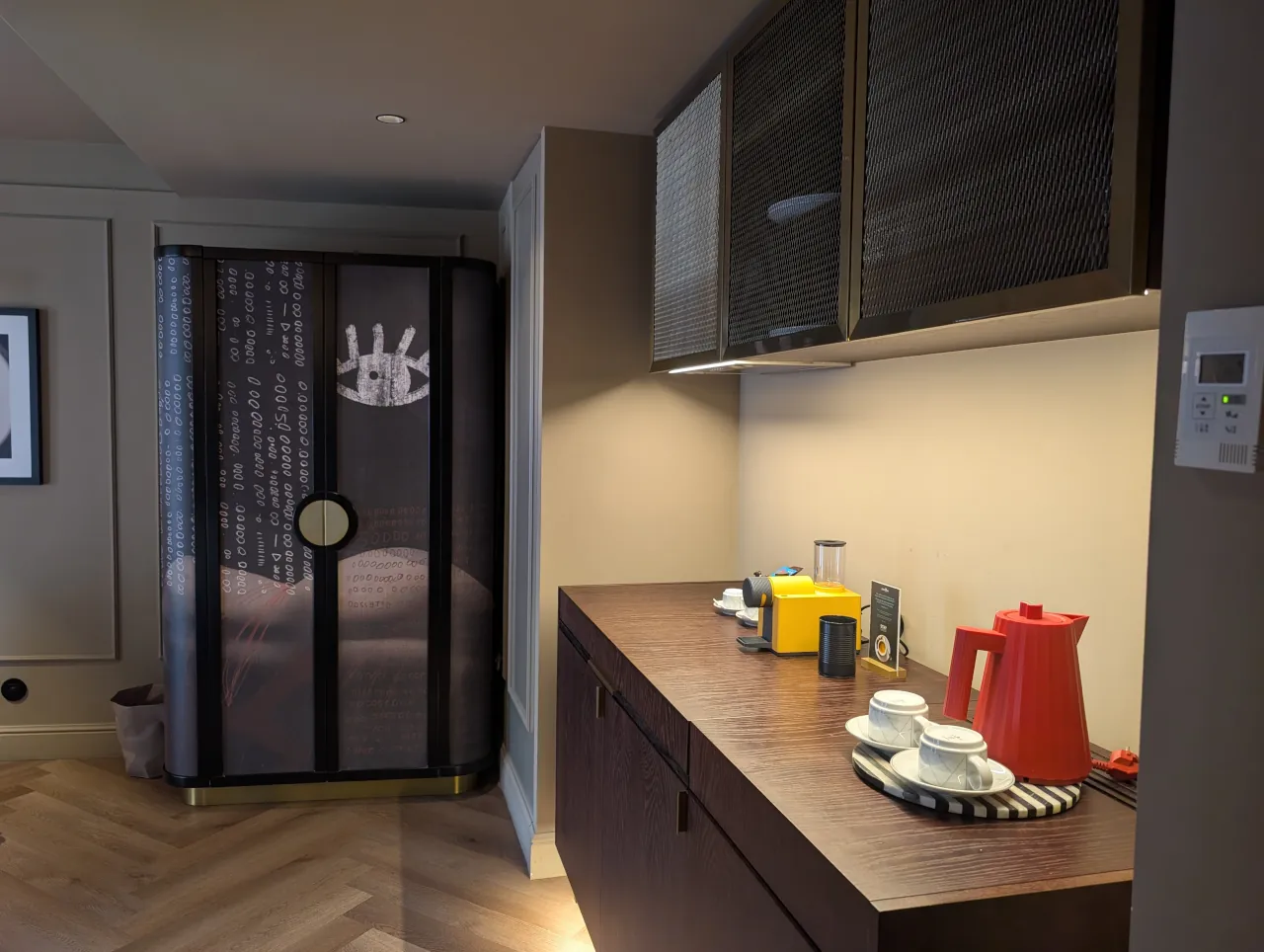 Upon Angels: Uma escolha luxuosa e atrevida para o Dia dos Namorados 6 Upon Angels