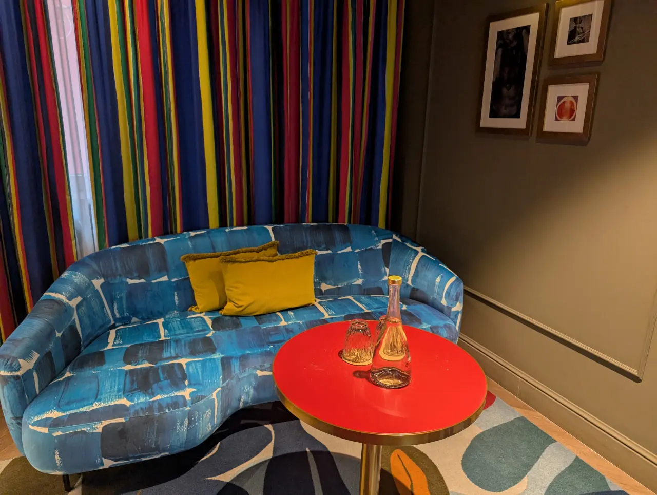 Upon Angels: Uma escolha luxuosa e atrevida para o Dia dos Namorados 18 Upon Angels