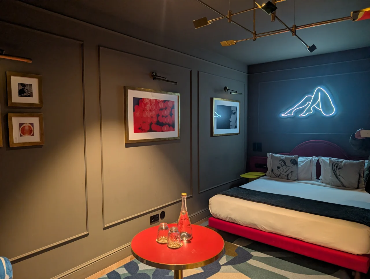 Upon Angels: Uma escolha luxuosa e atrevida para o Dia dos Namorados 17 Upon Angels