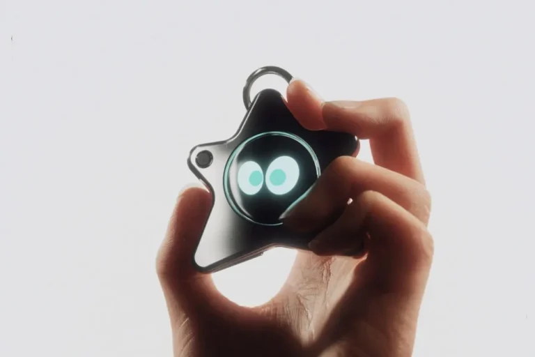 Starboy é o novo “Tamagotchi” de luxo que mistura nostalgia e inteligência artificial