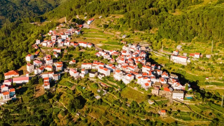 Casas da Lapa propõem brunch de Páscoa com produtos regionais na Serra da Estrela
