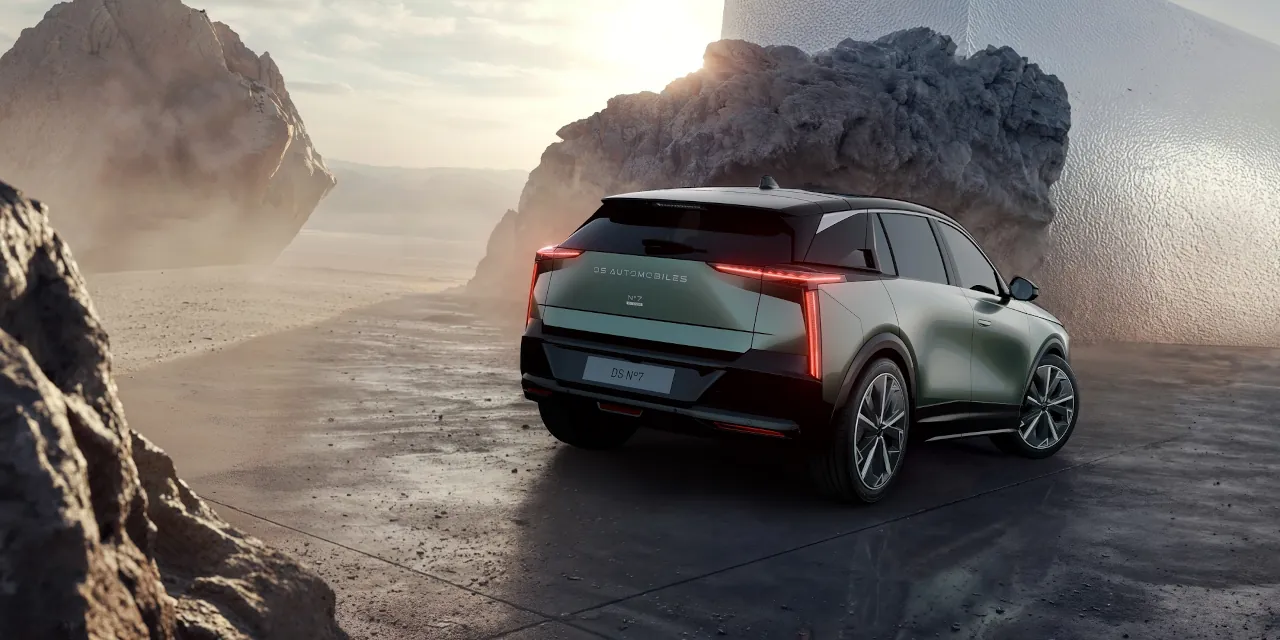 DS N°7 substitui o best-seller da marca, o DS 7 1 DS N°7