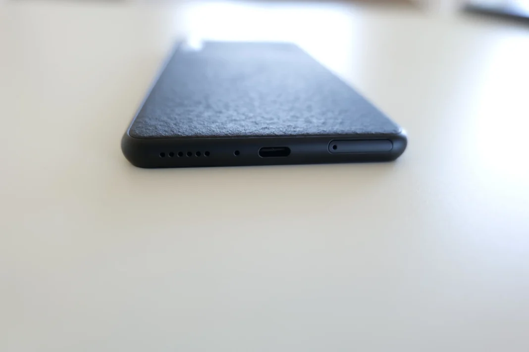 BOOX Palma 2 Pro - entrada USB