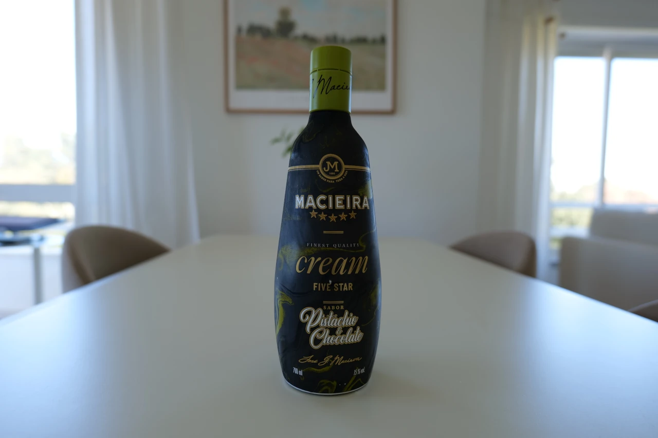 Macieira relança edição limitada de licor Pistáchio & Chocolate para a Páscoa 1 Macieira Cream com sabor a pistáchio e chocolate