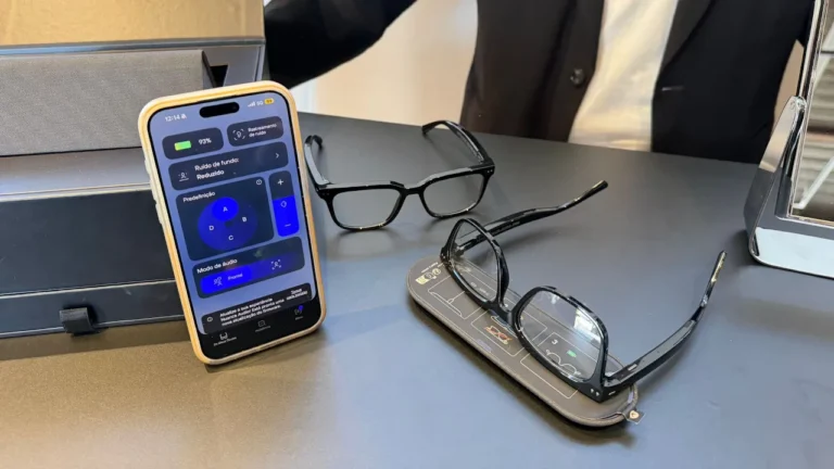 Nuance Audio, os óculos concebidos especificamente para pessoas com perda auditiva