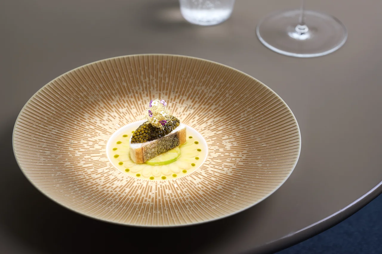 Chef Hans Neuner cria novo menu de degustação Essência para o Ocean 1 Ocean