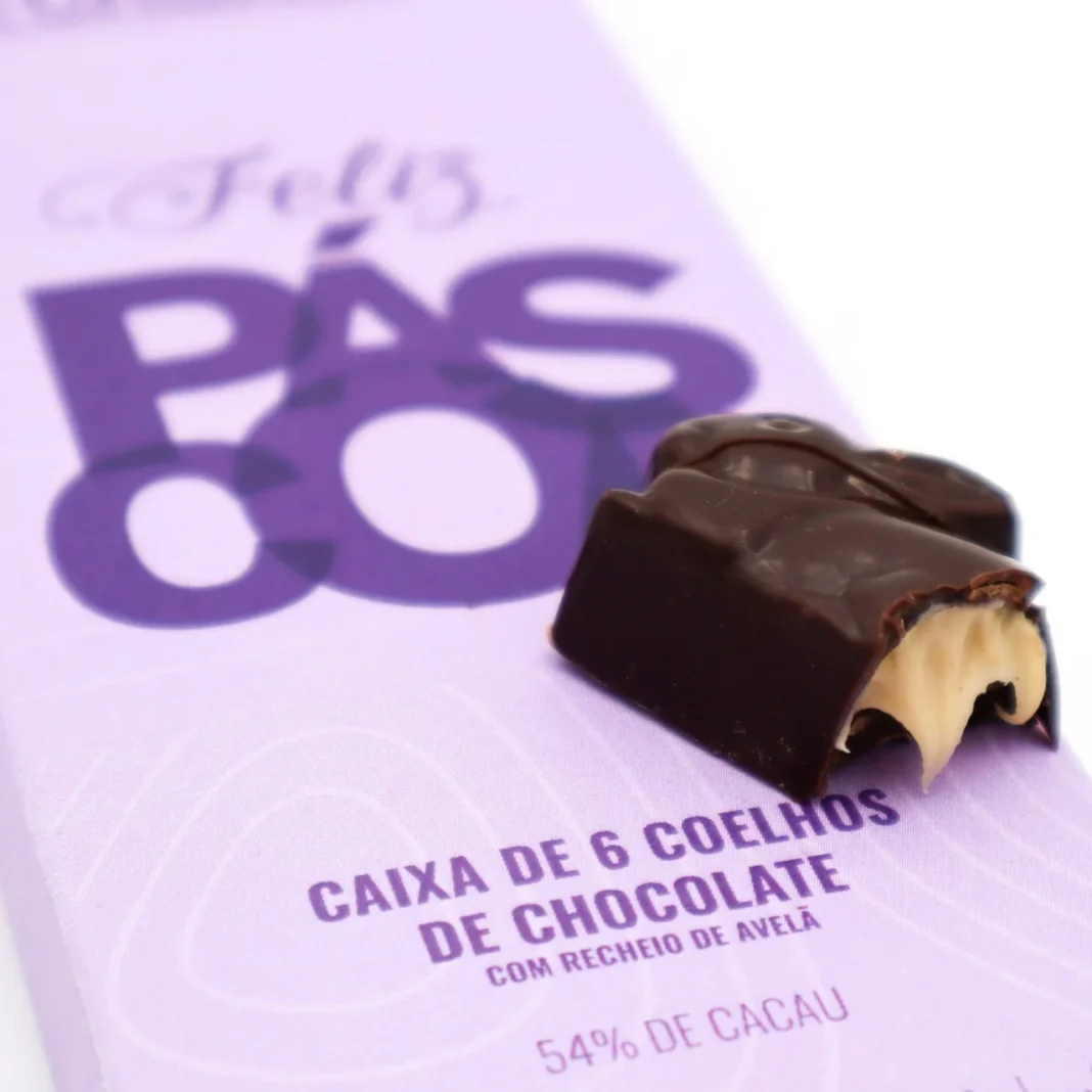 Peda&ccedil;os de Cacau - Caixa de Coelhos &ndash; Feliz P&aacute;scoa