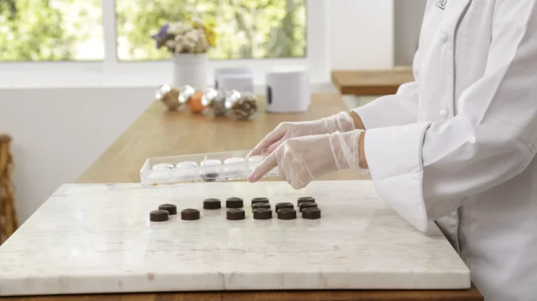 Degustação Pedaços & Sentidos chega à 37.ª edição com cinco combinações inéditas na Pedaços de Cacau