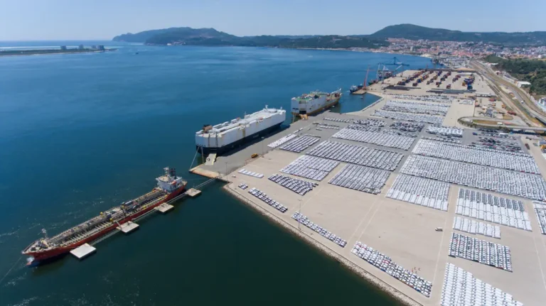 Arrancam obras de 16,7 milhões de euros no acesso ferroviário ao Porto de Setúbal