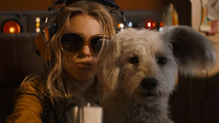 Novo trailer de Supergirl inclui Krypto, Lobo e confirma um cameo de Superman