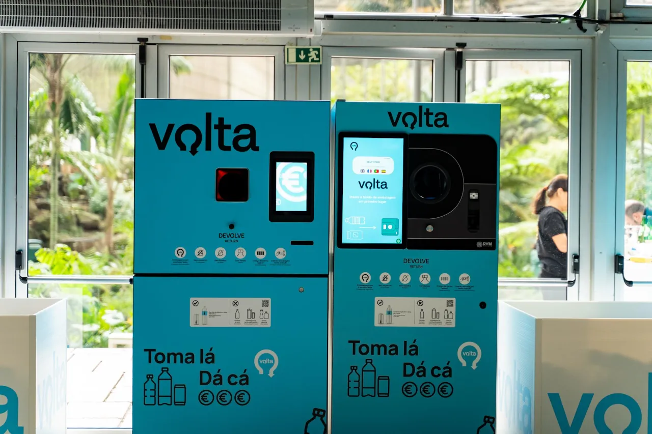 Volta estreia sistema nacional de depósito e reembolso de garrafas e latas em abril 1 volta - reembolso garrafas e latas