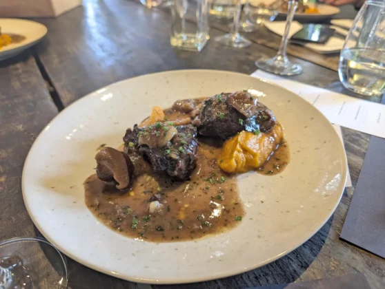 Wine Corner da Jos&eacute; Maria da Fonseca - Bochechas de porco com ab&oacute;bora, castanhas e cogumelos