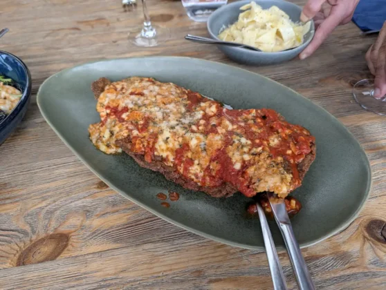 Tutto Passa - Milanesa Pomodoro