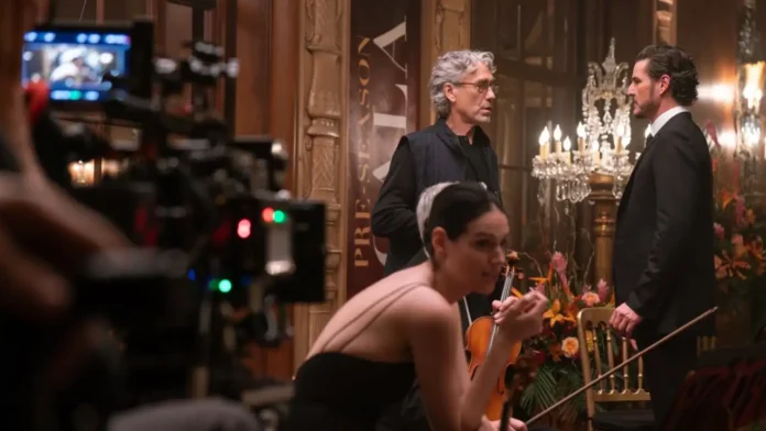 Tony Gilroy e Pedro Pascal no set de Behemoth! (Fox Searchlight)