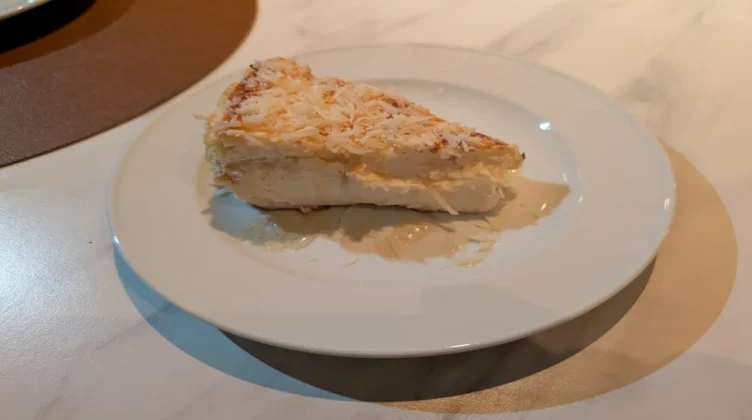 Osteria La Famiglia - Tarta basca de parmigiano