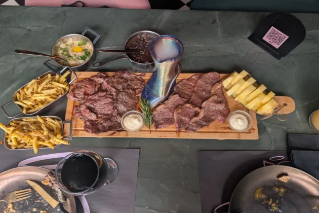 Santa Porca - T&aacute;bua de carne