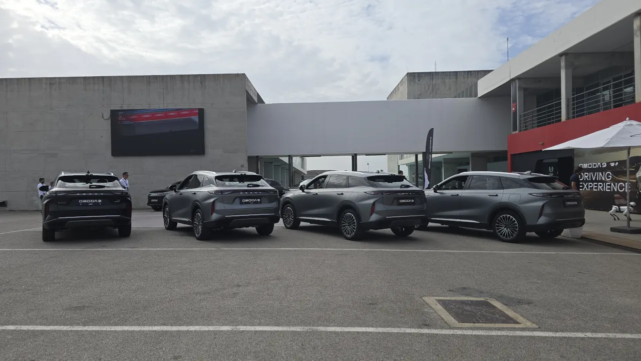 OMODA 9 Driving Experience
