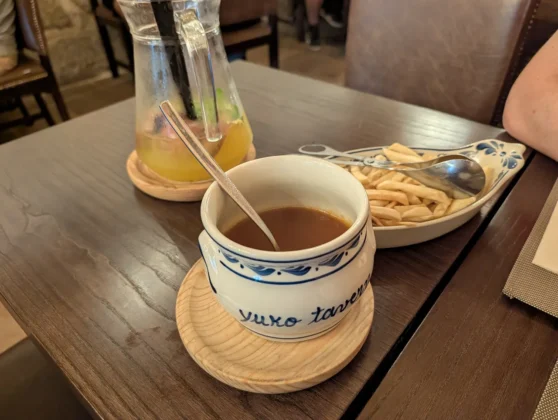 Yuko Baixa do Porto - Molho de francesinha