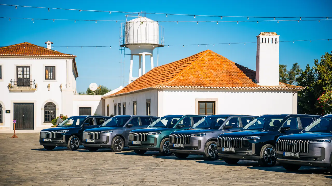 JAECOO 5 híbrido promete até 905 km de autonomia por menos de 31.000€ 1 JAECOO