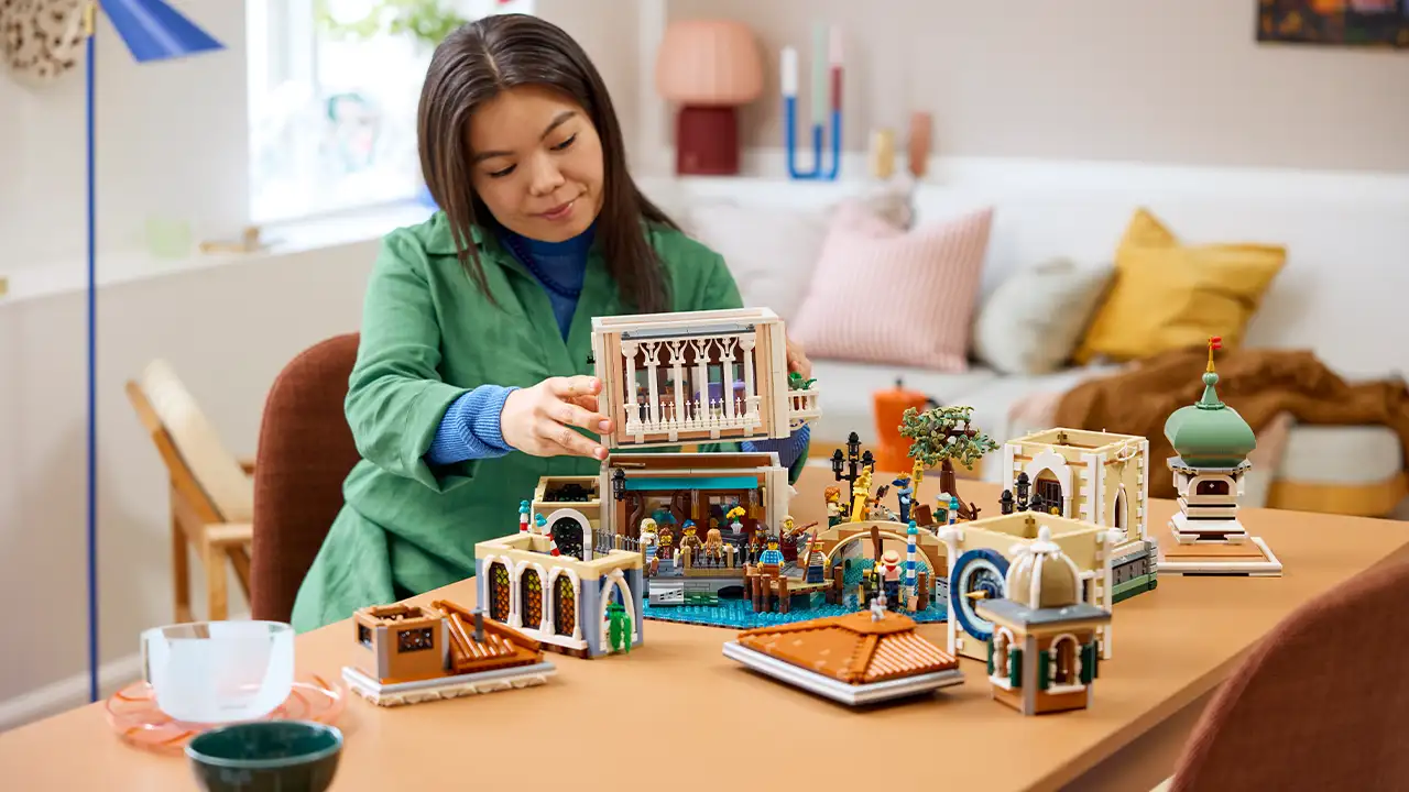 LEGO recria os canais de Veneza num novo set com 5682 peças 1 lego icons veneza 2
