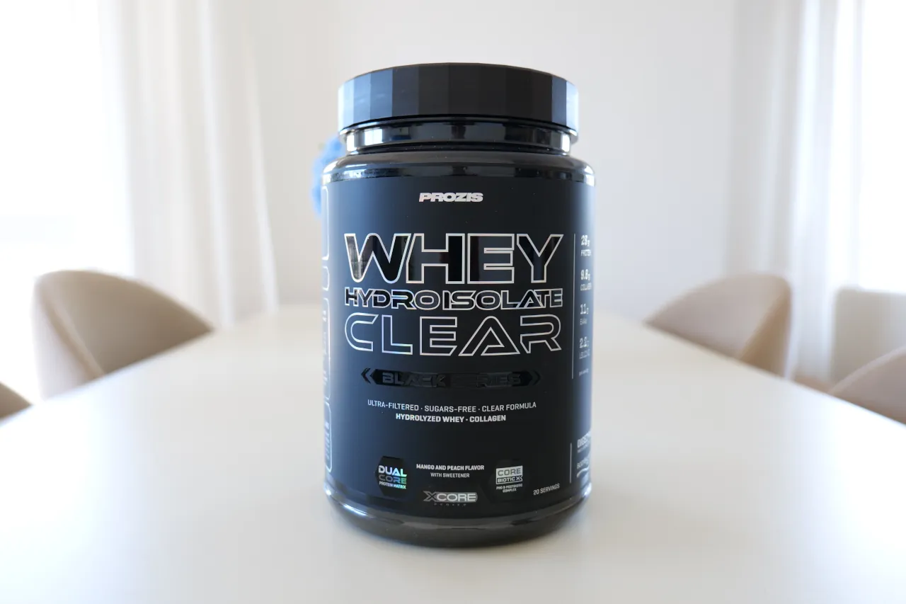 Três proteínas, três estratégias: o que distingue as novas black whey da Prozis 1 Prozis Whey Hydro Isolate Clear Black Series 700g