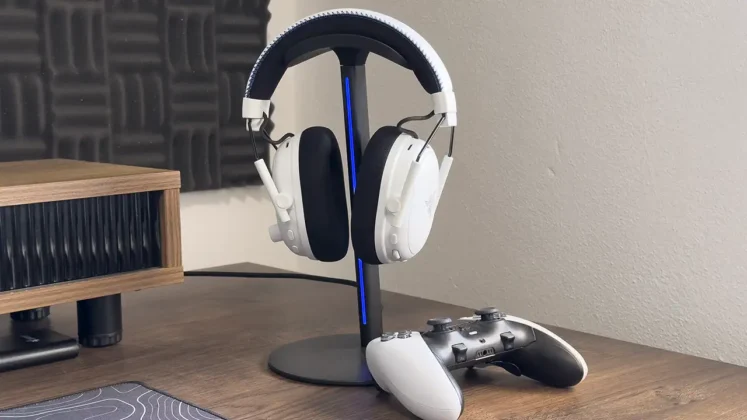 Razer BlackShark V3 Pro para PlayStation com a Razer Base Station V3 Chroma